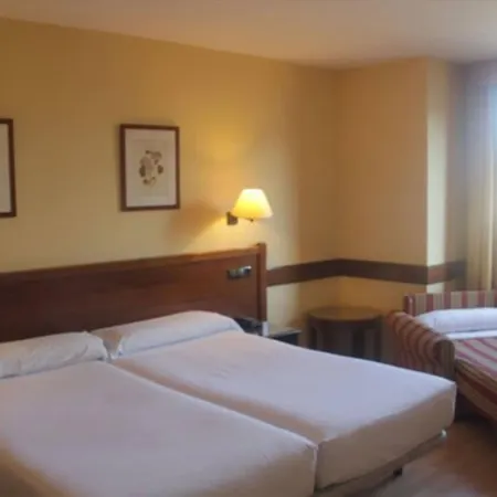 فندق Oriente 3*
