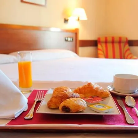 オリエンテ 3* サラゴサ