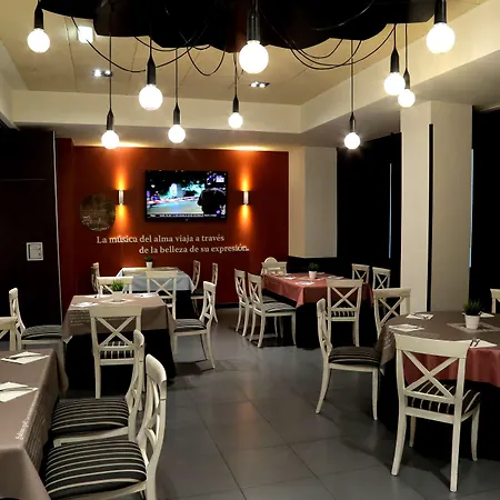 Отель Oriente 3*