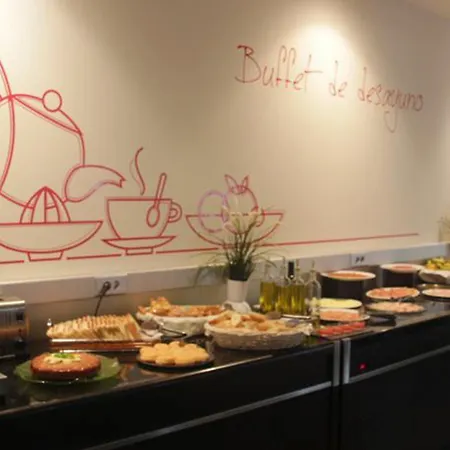 オリエンテ ホテル サラゴサ