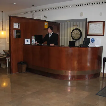 东方酒店 萨拉戈萨