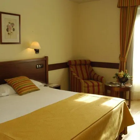 Oriente 3* Сарагоса