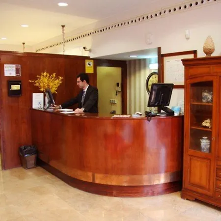 东方酒店 酒店 萨拉戈萨