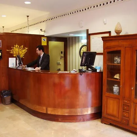 东方酒店 3* 萨拉戈萨